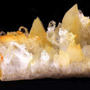 Quartz + Calcite. 1190.5 ct.