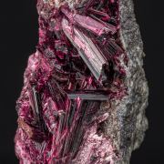 Erythrite