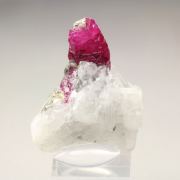 CORUNDUM var. RUBY