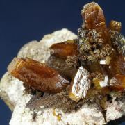 Wulfenite (bipyramidal)