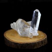 Quartz + Baryte. 26.59 ct.