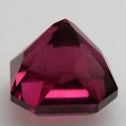 Rhodolite gemstone