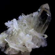 Quartz. 197.0 ct.