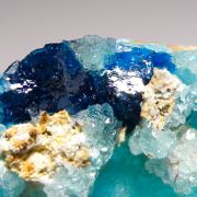 Veszelyite on Hemimorphite