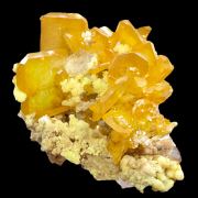 Wulfenite, mimetite, calcite