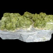 Andradite / (var - Demantoid)