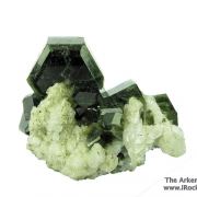 Fluorapatite (fl) on Albite (fl)