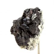 Cassiterite + Muscovite. 782.5 ct.