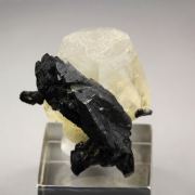 BABINGTONITE, CALCITE