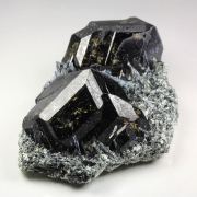 GARNET var. ANDRADITE var. MELANITE, PARGASITE