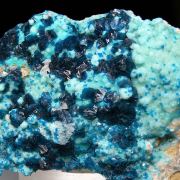 Veszelyite on Hemimorphite