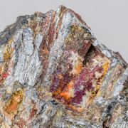 Klebelsbergite on Stibnite