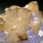 Scheelite on Fluorite