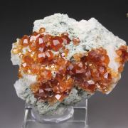 gem GARNET var. SPESSARTINE