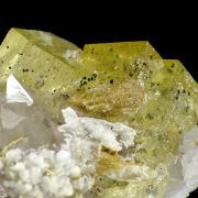 Fluorite, quartz, calcite, siderite