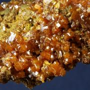 Wulfenite on Mottramite