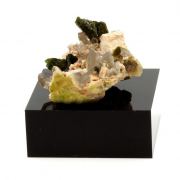 Clinozoisite & Quartz.