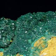 Dioptase with Mimetite