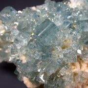 Fluorapatite with Bertrandite on Albite