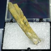 Stibiconite (pseudo. Stibnite)