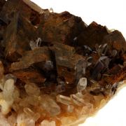 Quartz + Siderite. 1792.0 ct.