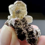 Cerussite, hemimorphite 