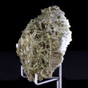 Clinozoisite. 243.0 ct.