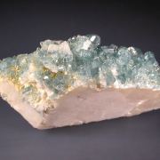 Fluorapatite with Bertrandite on Albite