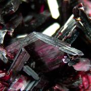 Erythrite