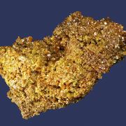 Wulfenite on Mottramite