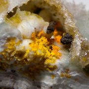 Hedyphane, Wulfenite, Hemimorphite