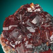 Hessonite  on Clinochlore