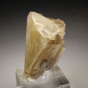 twinned CERUSSITE