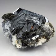 HEMATITE var. IRON ROSE