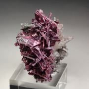 ERYTHRITE, QUARTZ