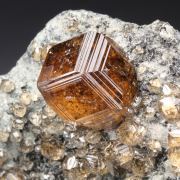 gem GARNET var. GROSSULAR