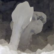 Quartz var. chalcedony