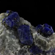 Lazurite. 525.0 ct.