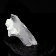 Quartz + Baryte. 84.32 ct.