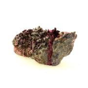 Erythrite + Quartz. 215.0 ct.