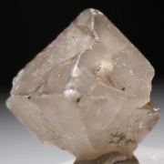 Senarmontite