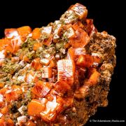 Wulfenite with Descloizite