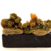 Pyromorphite. 186.15 ct.