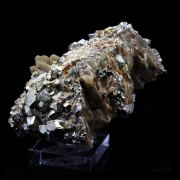 Siderite, Quartz, Pyrite.