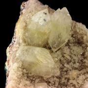 Apophyllite. 1202.5 ct.