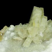 Barite on Quartz