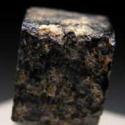 Lueshite