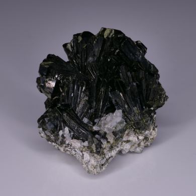 EPIDOTE and QUARTZ - Rosario Mabel claim, Pampa Blanca, Castrovirreyna, Huancavelican, Peru