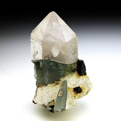 Quartz with Ilvaite