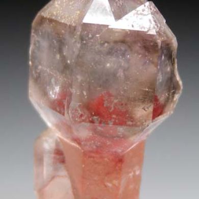 Quartz scepter with Hematite